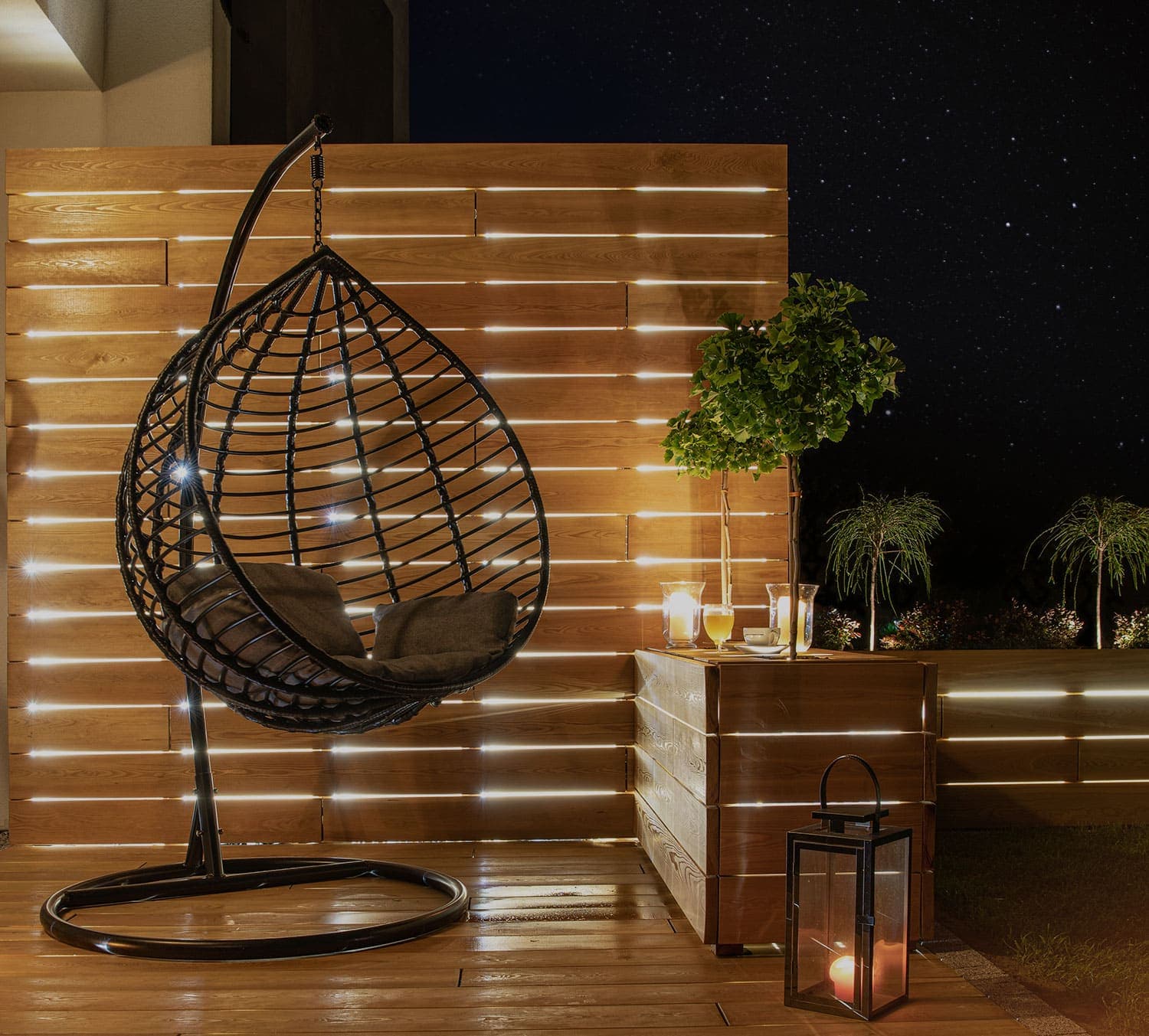 Deck and pergola by RB Thomas